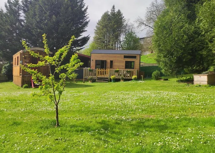 Holiday home Tiny Somniflore